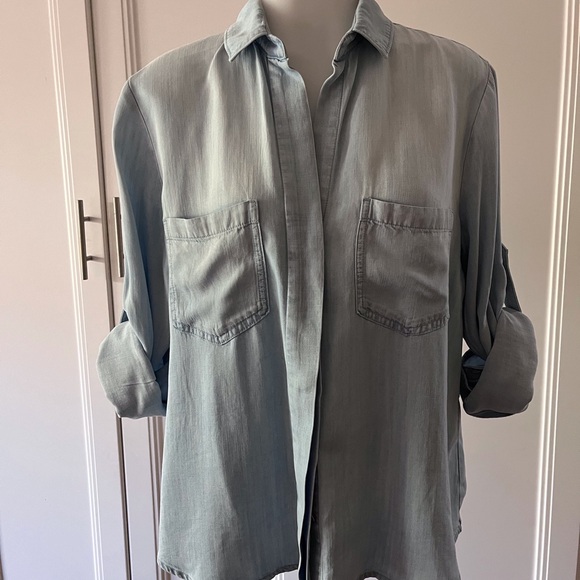 Blouse - Picture 2 of 2